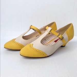 B.A.I.T Footwear Ione Two Tone Low Heel Pump